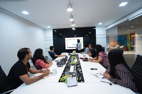 5 Ways Virtual Office Services Can Boost Your Business Productivity 1