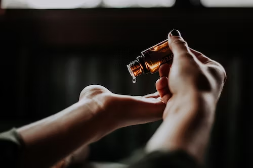Innovations in Hair Care: The Rise of Restoring Scalp Serums 2 Innovations in Hair Care: The Rise of Restoring Scalp Serums 2