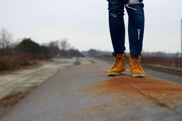 Top 5 Benefits Of Wearing Men’s Safety Boots  