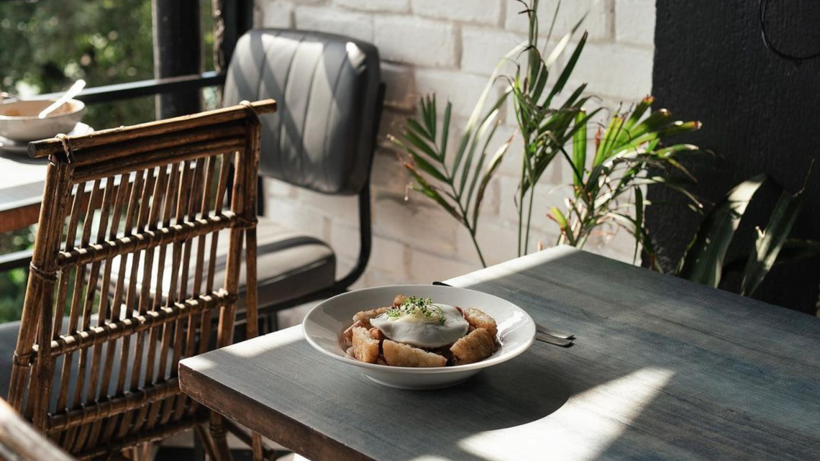 Top 5 Picks for the Cheapest Restaurants in Guwahati 1 Top 5 Picks for the Cheapest Restaurants in Guwahati 1